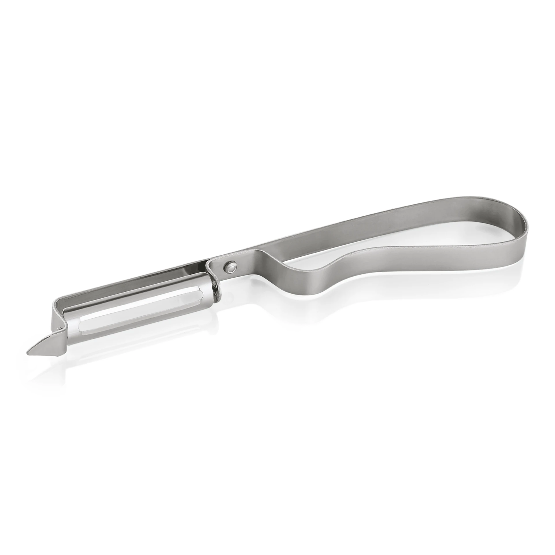 Swivel peeler