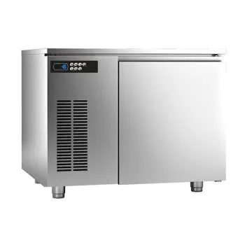 Sagi DF351H 5 X 1/1Gn Blast Chiller/Freezer For Sitting Under A Combi Oven