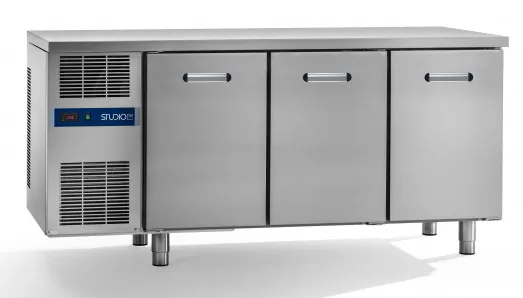 ST54 Daiquiri 66130570 Bakery Triple Door Refrigerated Bakery Counter