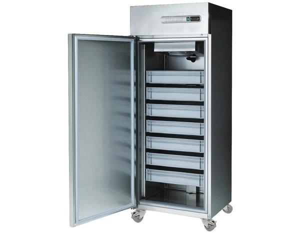 Sterling Pro SPF-071 Single Door Fish Storage Cabinet 700 Litres